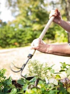 Gardener's Lifetime Raised Bed Cultivator -Gardening Supplies Store 8587960 3527 tif