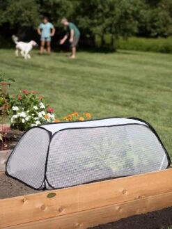 Gardening Supplies Store -Gardening Supplies Store 8591990 2182 tif