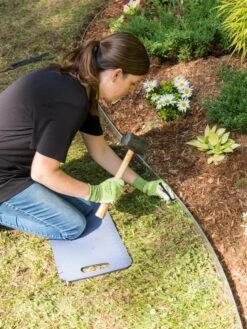 EasyFlex™ Aluminum Edging, 24' -Gardening Supplies Store 8592450 0188 tif