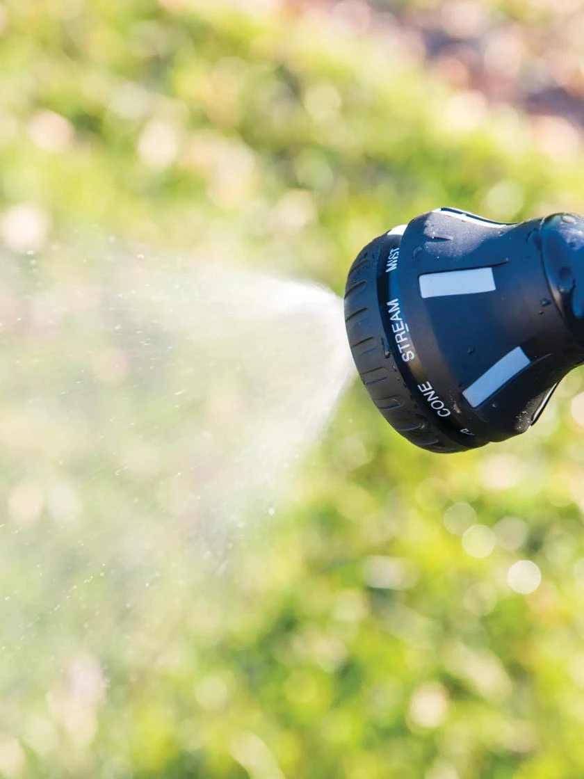 18” 8-Pattern Rotating Water Wand With Cork Handle 12 18” 8-Pattern Rotating Water Wand With Cork Handle - Image 10