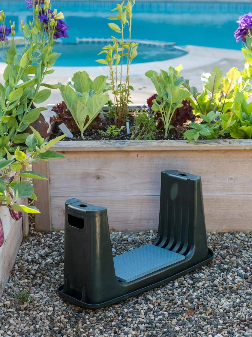 Plastic Garden Kneeler And Seat 6 Plastic Garden Kneeler And Seat - Image 4