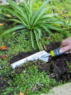 Featured Products 16 Gardener's Weeding Knife