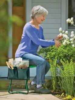 Deep Seat Garden Kneeler 13 Deep Seat Garden Kneeler -Gardening Supplies Store GS37769 04 3 4