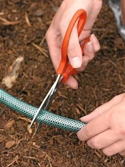 Snip-n-Drip Soaker Hose System 18 Snip-n-Drip Soaker Hose System -Gardening Supplies Store GS40205 02 tif